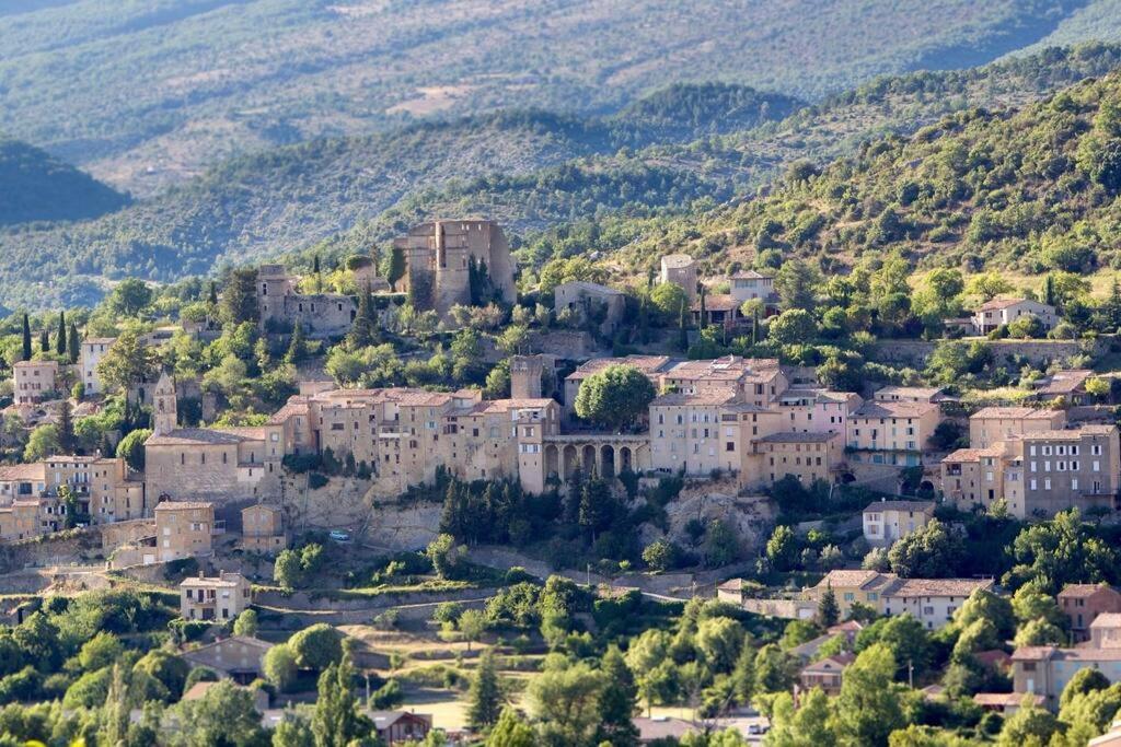 La Vue Est Belle Apartamento Montbrun-les-Bains Exterior foto
