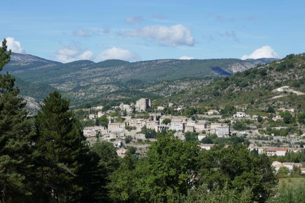 La Vue Est Belle Apartamento Montbrun-les-Bains Exterior foto
